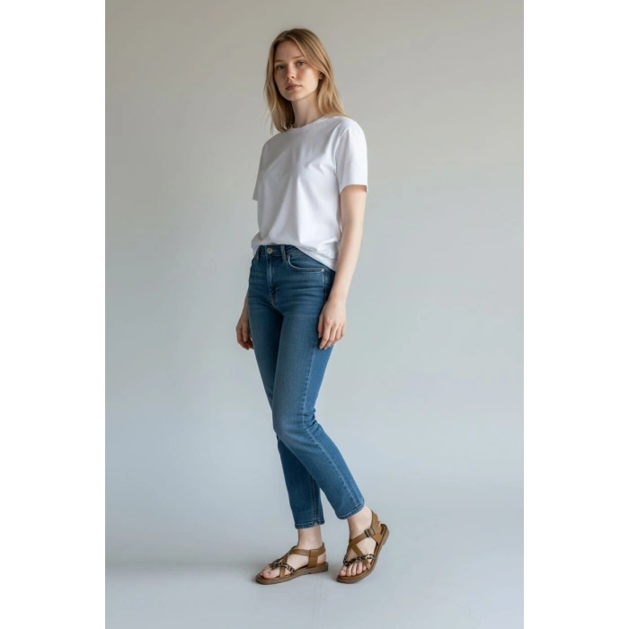 EFW %100 Hakiki Deri Leopar Detaylı Parmak Arası Kadın Sandalet