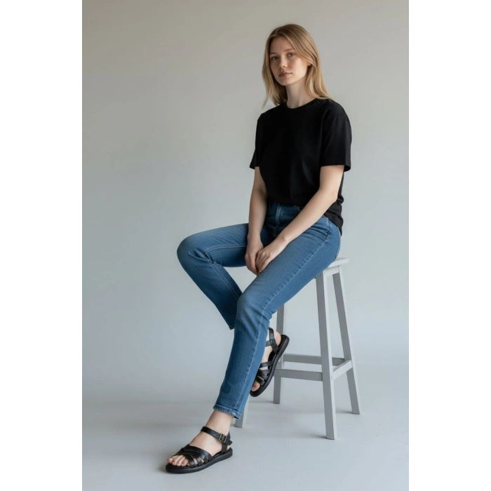 EFW %100 Hakiki Deri Siyah Çapraz Kadın Sandalet