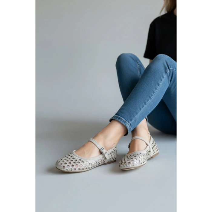 EFW Bej Kadın Taşlı Babet