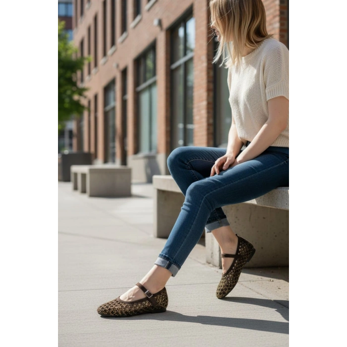 EFW Kahverengi Kadın Taşlı Babet