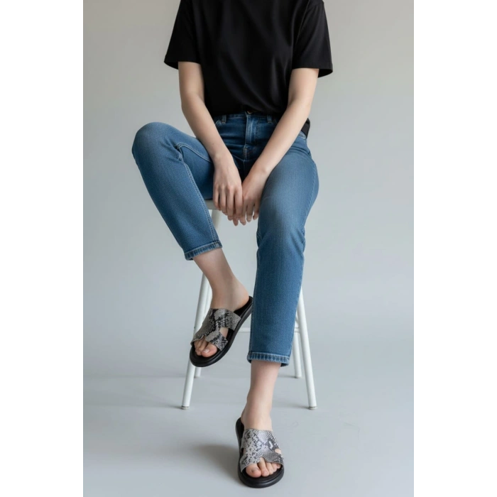 EFW %100 Hakiki Deri Krokodil Desenli Helen Düz Terlik