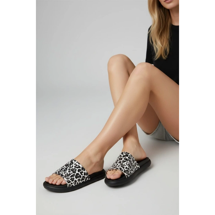 EFW %100 Hakiki Deri Leopar Siyah Kadın Terlik