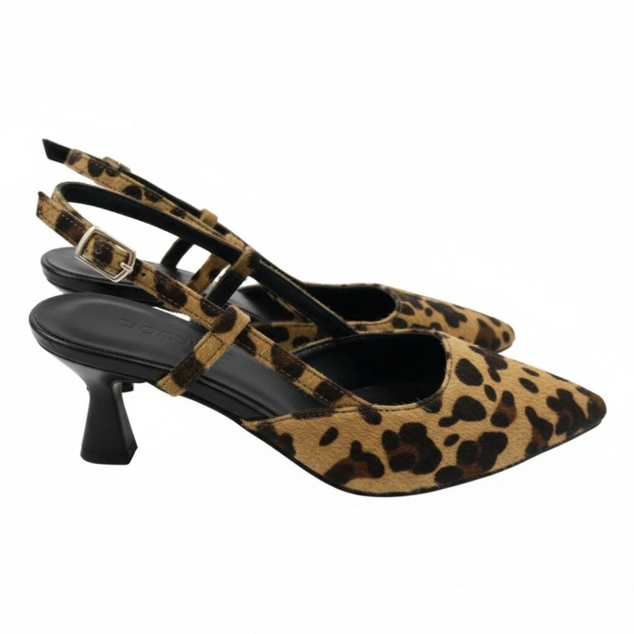 Leopar Desenli Sivri Burun Bilek Kemerli Kadın Topuklu Ayakkabı
