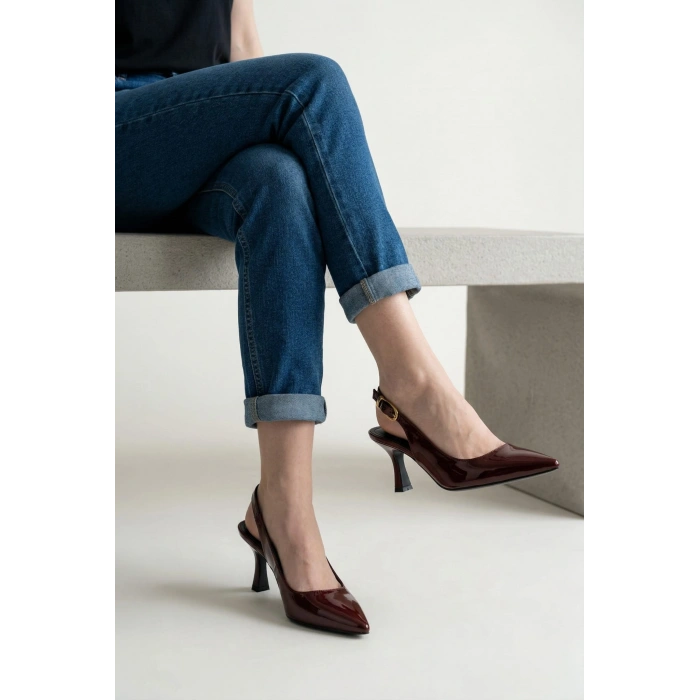 EFW Sivri Burun Bordo Rugan Kadın Ayakkabı