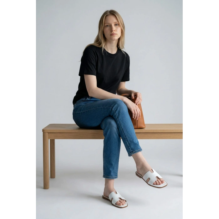 Helen Beyaz Kadın Terlik