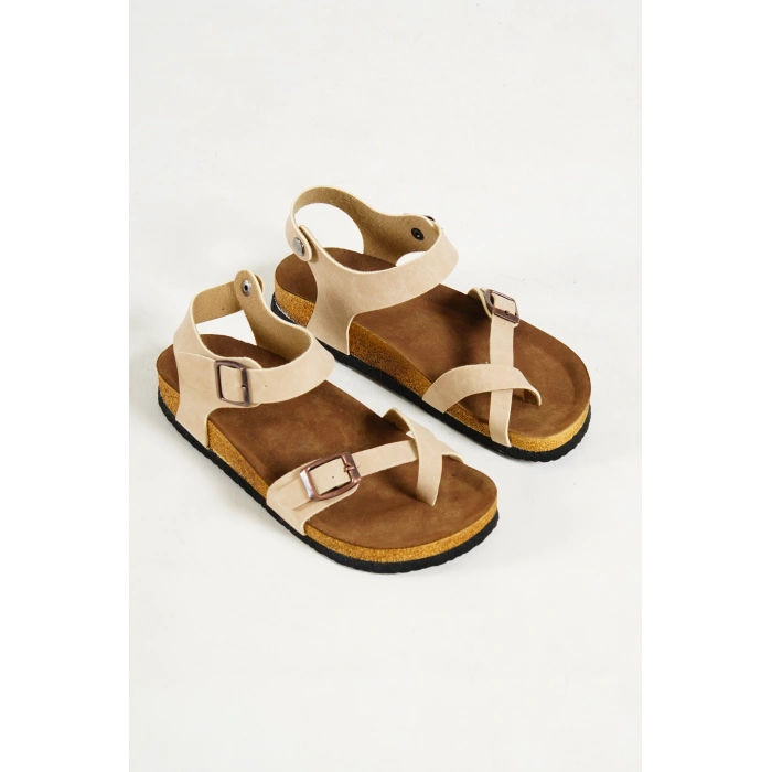 BRENDİ TEK PARMAK KREM SÜET SANDALET