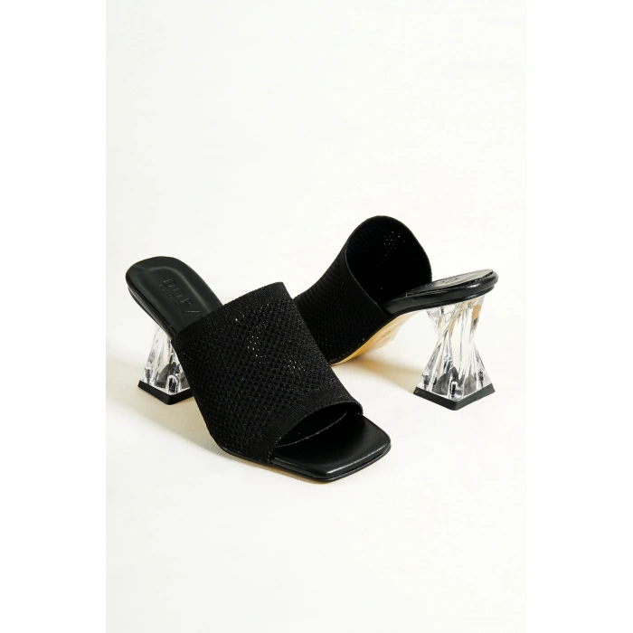 Dora Kafesli Triko Kadın Siyah Terlik