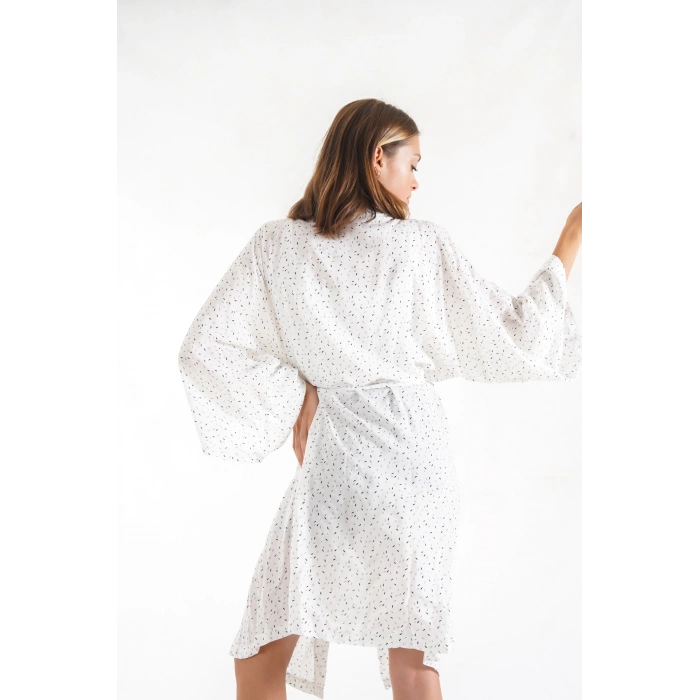 Jenny Beyaz Kadın Kimono