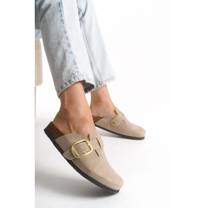 Kadın Mantar Taban Kışlık Önü Kapalı Sabo Günlük Rahat Bej Ev Terliği 1 Beden Büyük Tercih Ediniz.