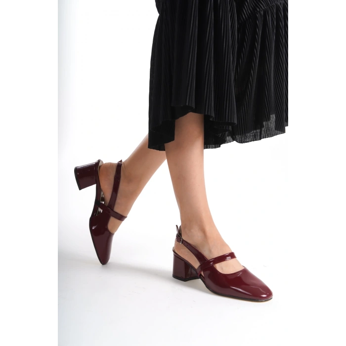 Marry Kare Burunlu Kare Ökçeli Kadın Bordo Rugan Kalın Topuk Ayakkabı