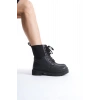 Bellance Kadın Lastikli Postal Bot Tırtıklı Taban Bağcıklı Siyah