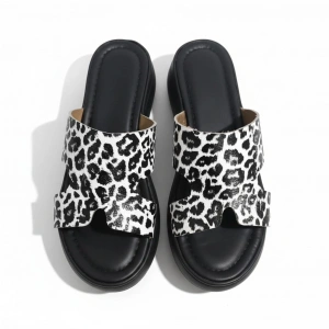 EFW %100 Hakiki Deri Leopar Helen  Kadın  Terlik