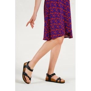 BRENDİ TEK PARMAK SİYAH SANDALET