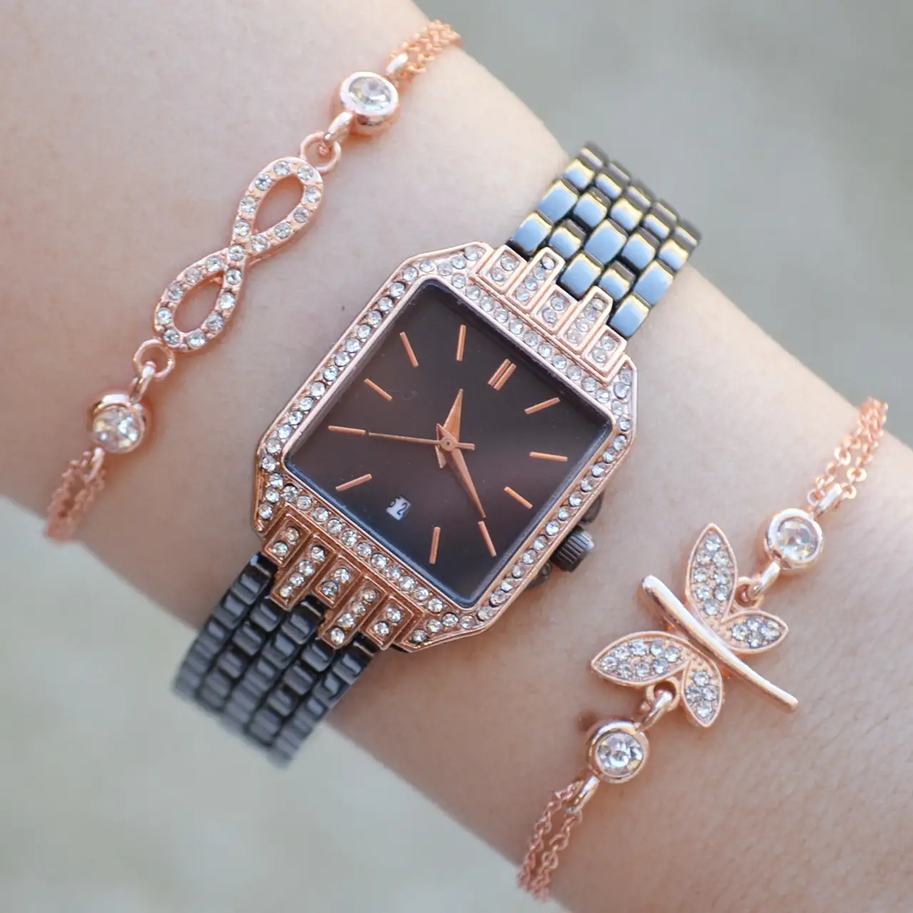 Siyah Rose Metal Kordon Taşlı Kadın Saat Kombini 2795