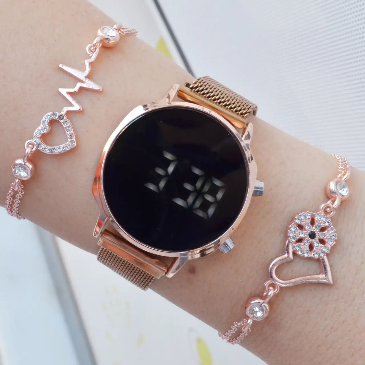 Rosegold Hasır Kordon Dijital Kadın Saat Kombini 3380