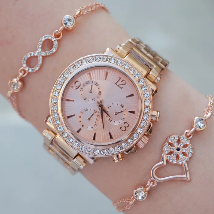 Rosegold Metal Kordon Taşlı Paşa Model Bileklikli Kadın Saat Kombini 8600