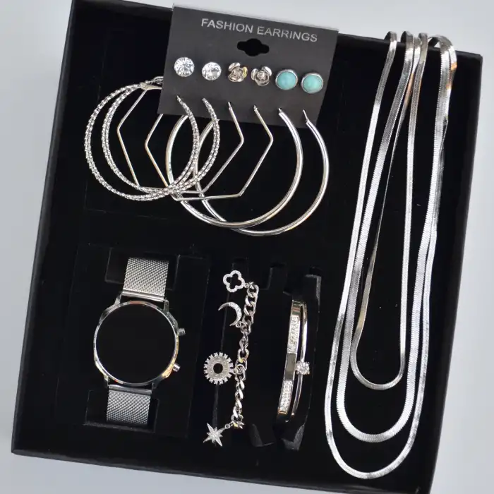 Silver Kolye Küpe Bileklik Saat Seti 3680