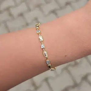 Gold Taşlı Bileklik 0004