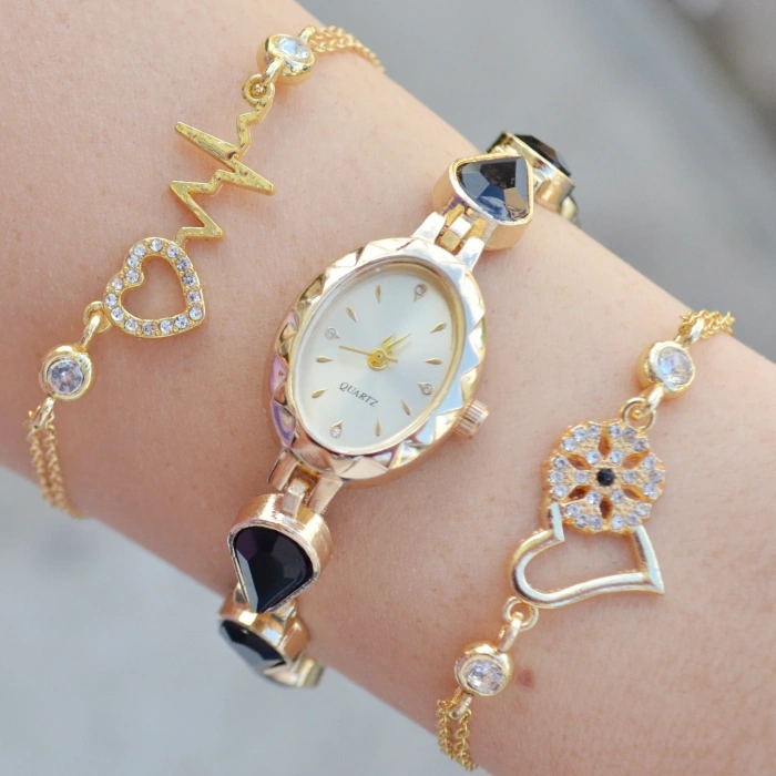 Gold Taşlı Metal Kordon Kadın Saat Kombini 3592