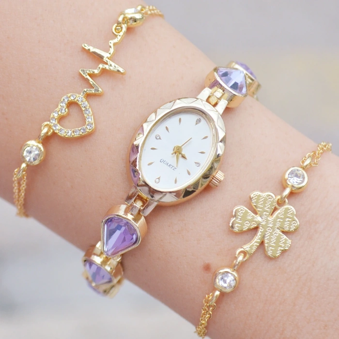 Gold Taşlı Metal Kordon Kadın Saat Kombini 3593