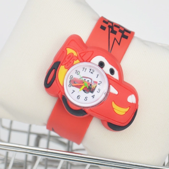 Kırmızı Erkek Çocuk Saati 2352