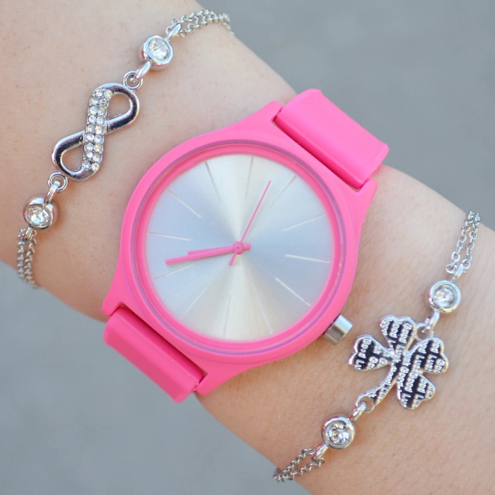 Pembe Silikon Kordon Kadın Saat Kombini 9953