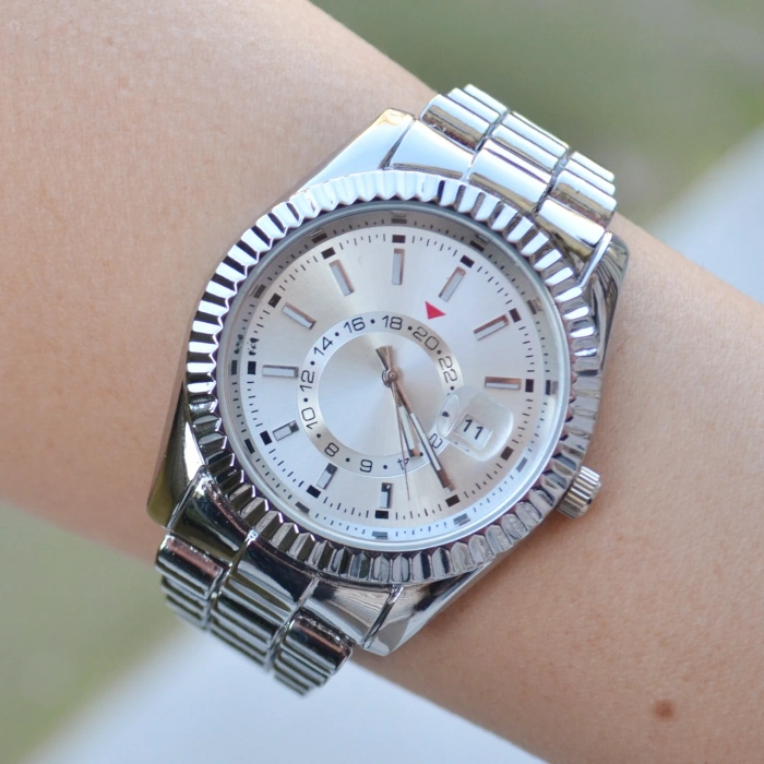 Silver Metal Kordon Erkek Saati 3724