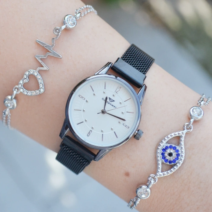 Siyah Hasır Mıknatıslı Kordon Kadın Saat Kombini 3137