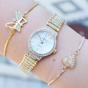 Gold Taşlı Metal Kordon Kadın Saat Kombini 3814
