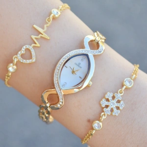 Gold Metal Kordon Kadın Saat Kombini 3630