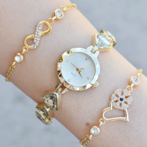 Gold Metal Kordon Kadın Saat Kombini 3757