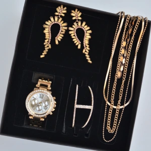 Gold Kolye Küpe Bileklik Saat Seti 3678