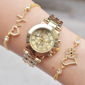 Gold Metal Kordonlu Kadın Saat Kombini 6092