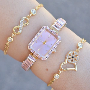 Gold Taşlı Metal Kordon Kadın Saat Kombini 3609