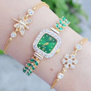 Gold Taşlı Metal Kordon Kadın Saat Kombini 3643