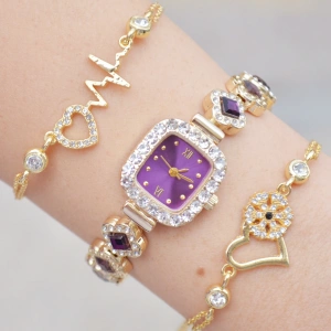 Gold Taşlı Metal Kordon Kadın Saat Kombini 3645