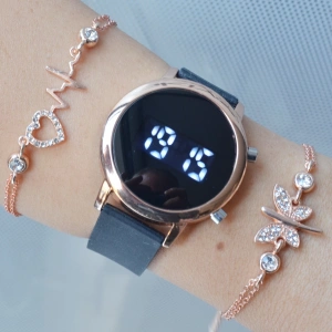 Siyah Silikon Kordon Dijital Kadın Saat Kombini 3260