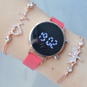 Kırmızı Silikon Kordon Dijital Kadın Saat Kombini 3278