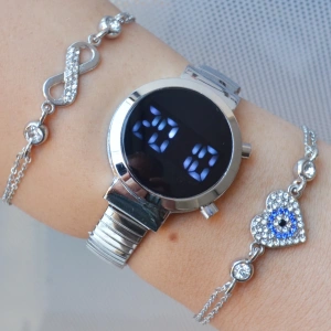 Silver Metal Kordon Dijital Kadın Saat Kombini 3310