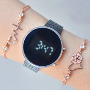 Siyah Metal Kordon Dijital Kadın Saat Kombini 3566