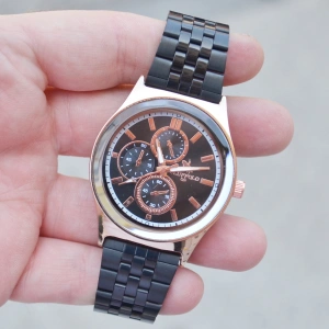 Siyah Metal Kordon Erkek Saati 3527