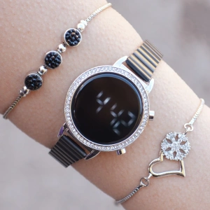 Siyah Metal Kordon Taşlı Dijital Kadın Saat Kombini 1231