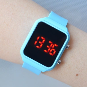 Açık Mavi Silikon Kordon Dijital Kadın Saati 1796