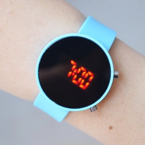 Açık Mavi Silikon Kordon Dijital Kadın Saati 1833