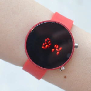 Kırmızı Silikon Kordon Dijital Kadın Saati 1838