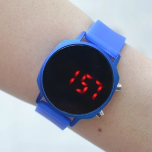 Koyu Mavi Silikon Kordon Dijital Kadın Saati 1854