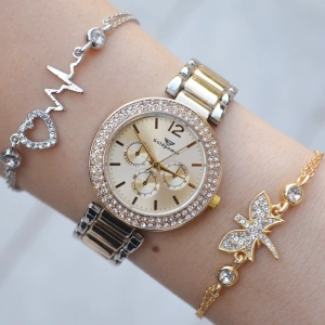 Silver Gold Metal Kordon Kadın Saat Kombini 1941