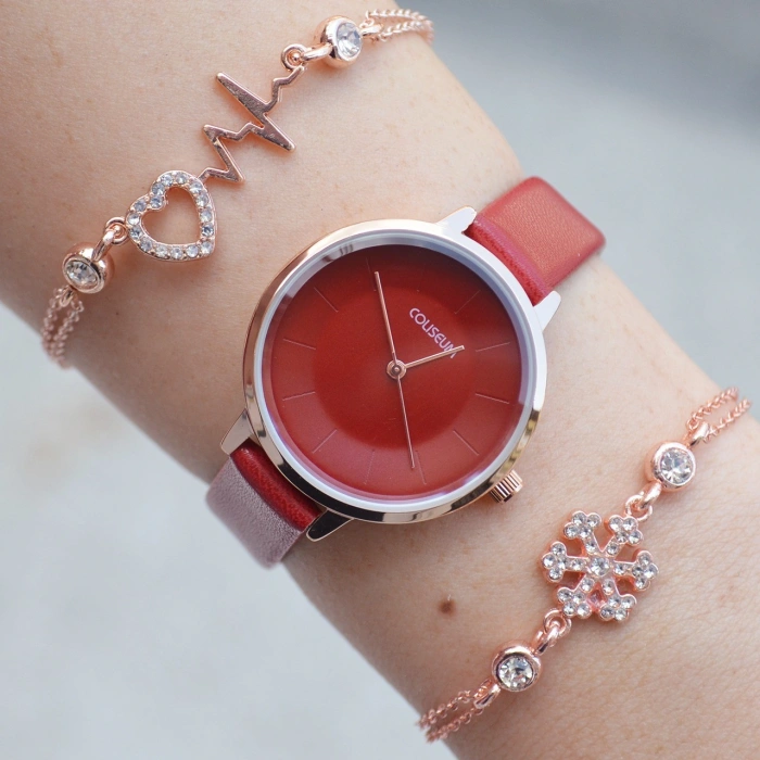 Kırmızı Deri Kordon Kadın Saat Kombini 1602