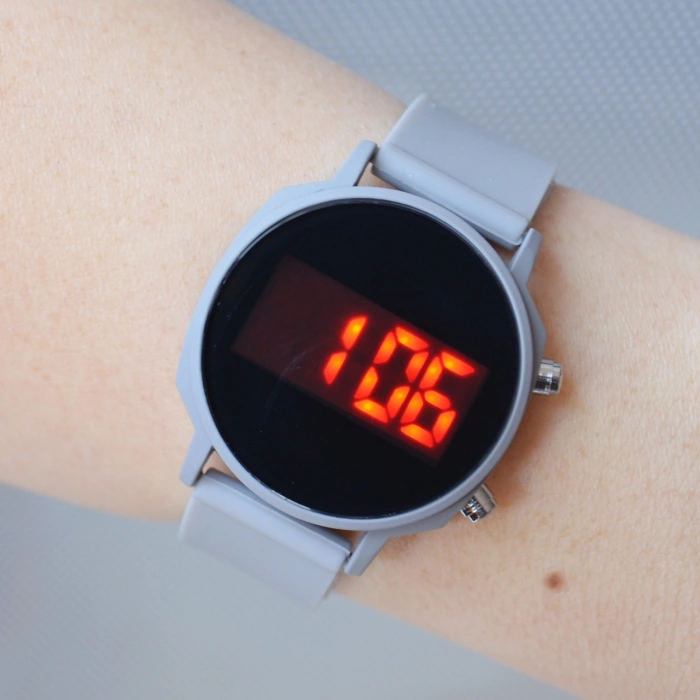 Gri Silikon Kordon Dijital Kadın Saati 1846