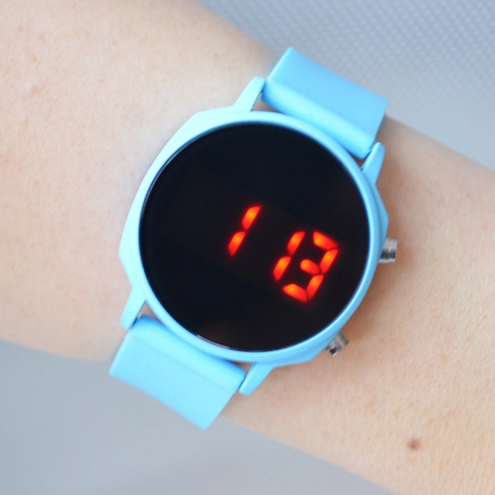 Açık Mavi Silikon Kordon Dijital Kadın Saati 1849